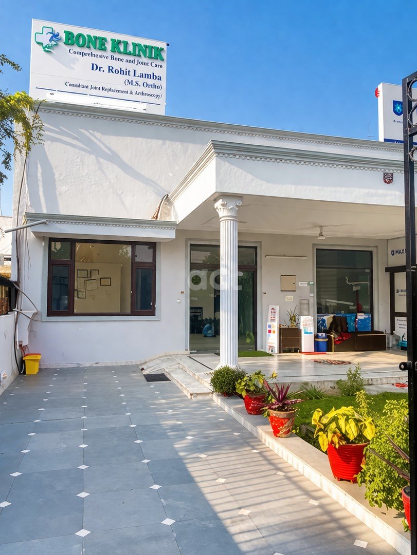 Why Choose Dr. Rohit Lamba